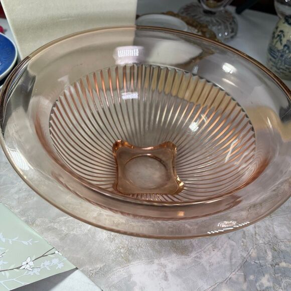 Vintage Hazel Atlas pink depression glass “Rest-Well” mixing bowl ribbed heavy b - Picture 5 of 6
